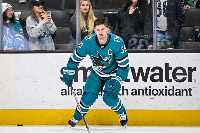 Kapitán San Jose Sharks Logan Couture dosáhl cíle jeden muž, jeden tým